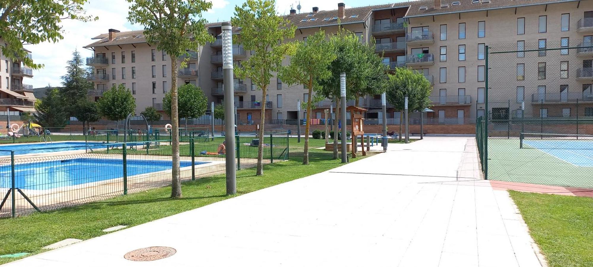 Pilartxo Jaca Apartment ภายนอก รูปภาพ